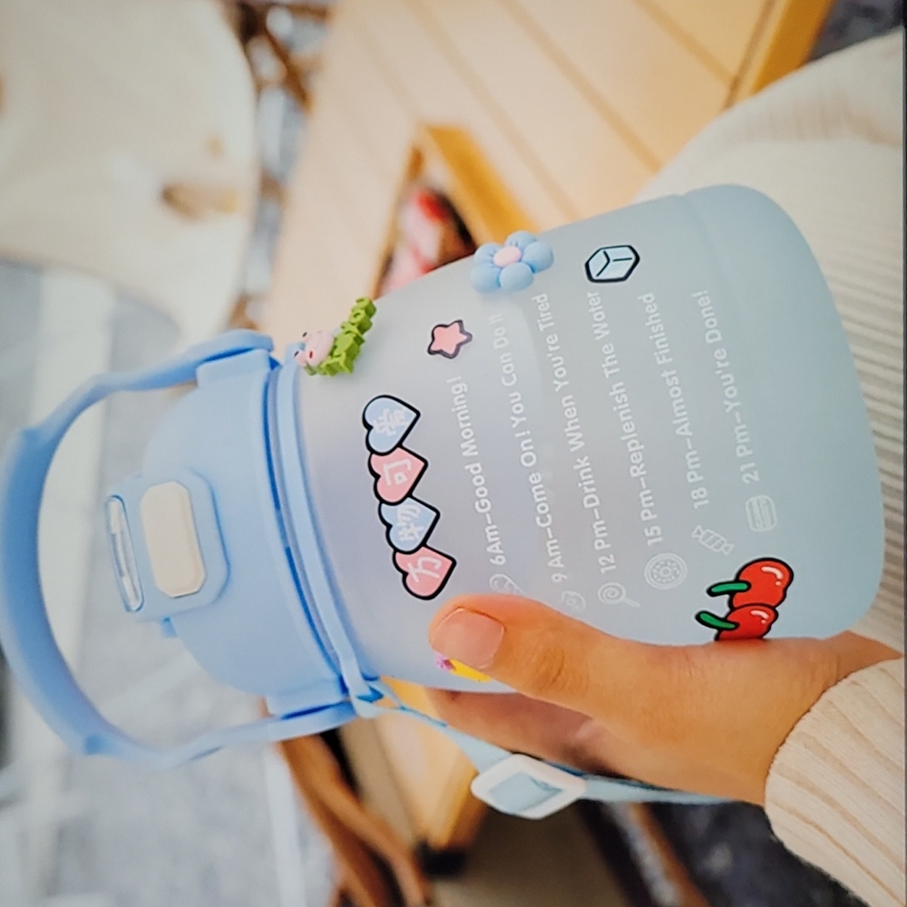 1.3 Liter Large Cute Kawaii Water Bottle Plastic Straw WaterJug - Picture 4 of 6